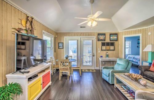 Myrtle Beach Haus | Walk to Apache Pier Coastal Condo with Pool Access