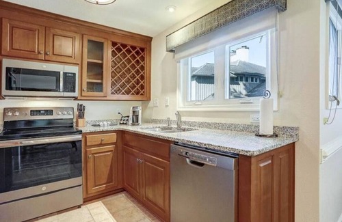 Kingsmill Eigentumswohnung | Walk to beach, beautiful large condo in "Kingsmill on the James"