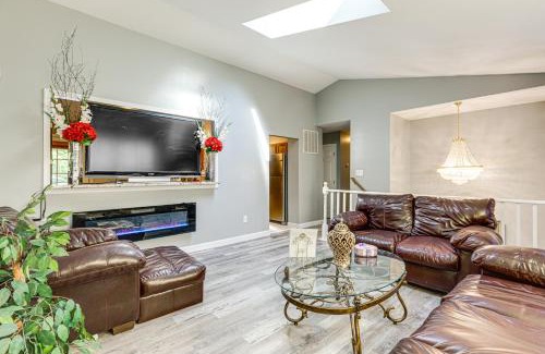 Chesapeake Ranch Estates-Drum Point Haus | Walk to Beach Elegant Escape in Lusby!