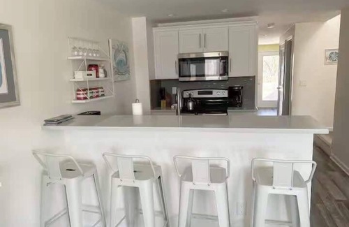 Cape Charles Haus | Walk to Beach & Park, Firepit & BBQ | Deja Blu I