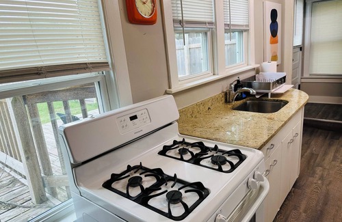 Geneva Haus | Walk to Downtown! 4-Bedroom Geneva Getaway