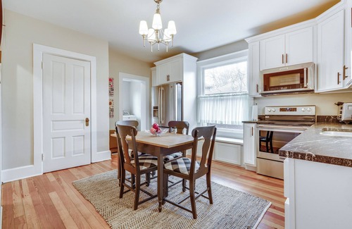 Zanesville Wohnung | Walk to Garden & Restaurants: Zanesville Apartment