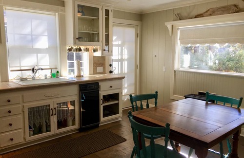 Crystal Bay Haus | Umgestaltete Hütte! 10 Minuten zu Fuß zum See! oder kurze Fahrt zu den Skigebieten!