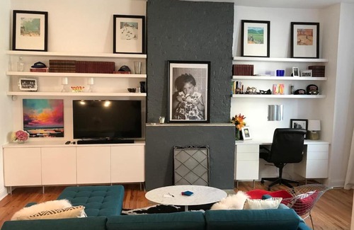 Old Town Triangle Wohnung | Walk to Lincoln Park, North Avenue Beach, and Second City! Lovely Old Town Charm! condo