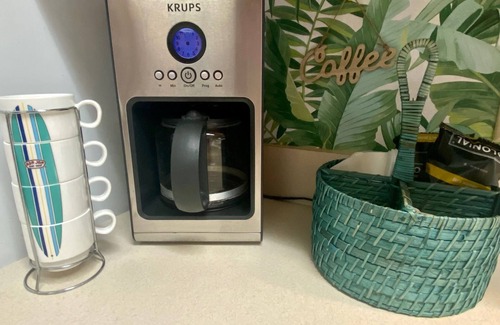 Cocoa Isles Haus | Walk to the beach! Comfortable 3-bedroom house in amazing Cocoa Beach sleeps 6.