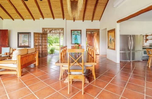 Islita Haus | Walk to the beach from 4 bedroom house w/salt water infinity pool.