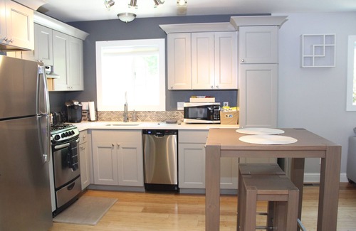 Grass Valley Hütte | Gehen Sie in die Stadt oder auf das Messegelände!