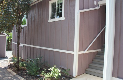 Grass Valley Hütte | Gehen Sie in die Stadt oder auf das Messegelände!