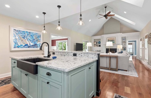 Oxford Haus | Walk to Waterfront Cozy Oxford Cottage