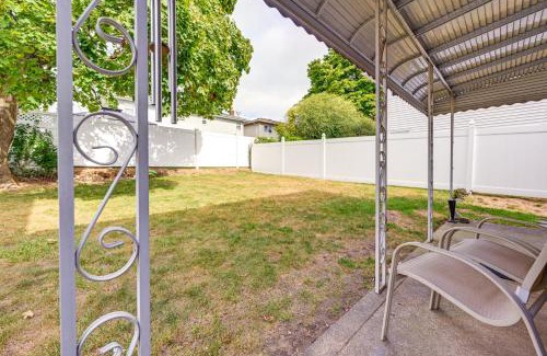 Floral Park Wohnung | Walkable Elmont Studio 19 Mi to New York City!