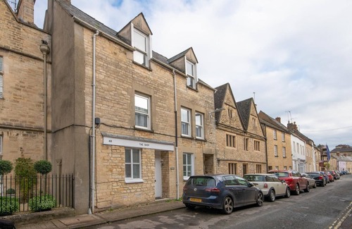 Cirencester Wohnung | Walkers Court 3 Bedroom Apartment