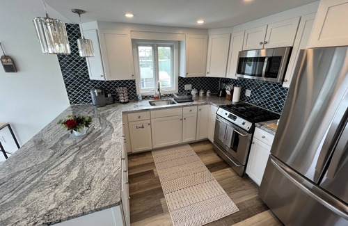 Vineyard Haven Wohnung | Walking-distance to town, shops, restaurants & ferry!