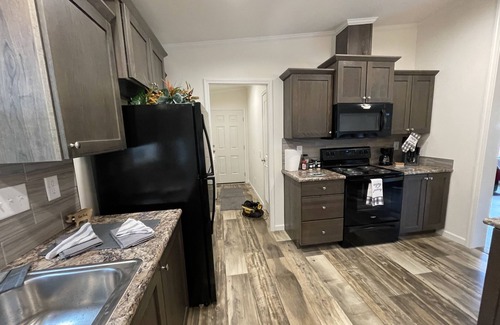 Sextonville Haus | Walnut Getaway Relaxing Country Getaway