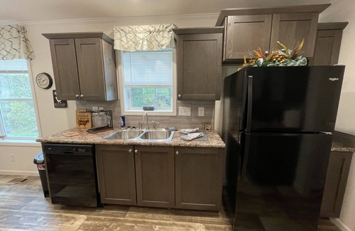 Sextonville Haus | Walnut Getaway Relaxing Country Getaway