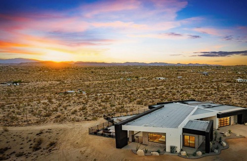 Yucca Valley Haus | Wander Joshua Tree Elysium