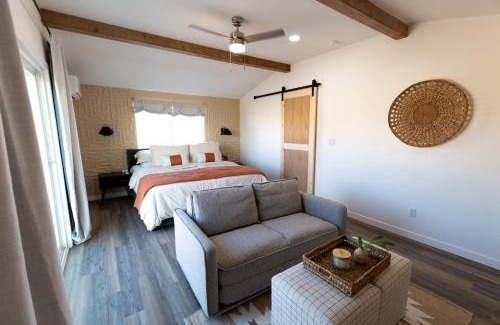 Wonder Valley Haus | WANDERLUST-Joshua Tree Modern-boho Escape-Stargazing and Fire Pit