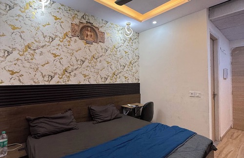 Greater Noida Wohnung | WanderNest stay