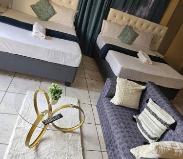 Gaborone Haus | Warona Guesthome & Spa