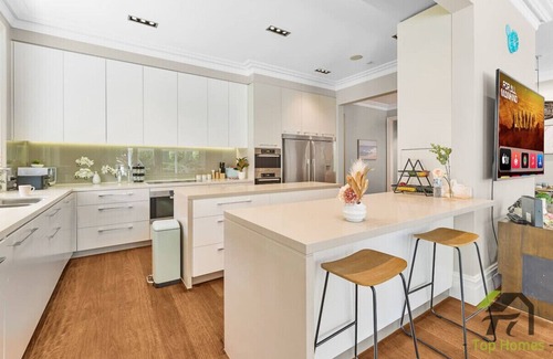 Warrawee Haus | Warrawee 别墅&6房5卫泳池&厨房设备齐全