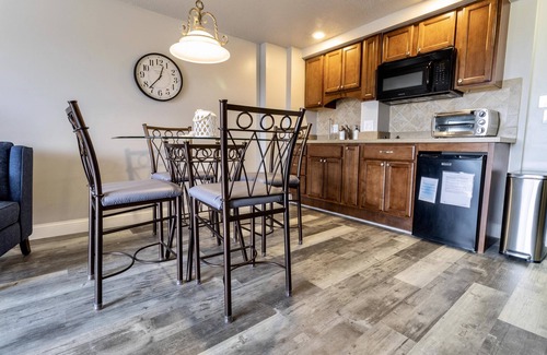 Acme Eigentumswohnung | Water View Condo within the Grand Traverse Resort