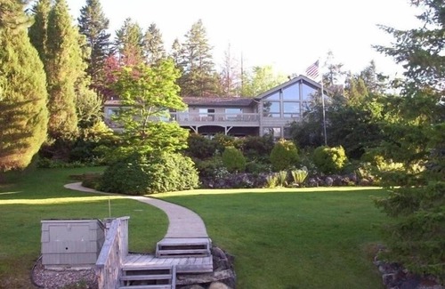 Lakeside Haus | Waterfront, schöne Flathead Lake, Panoramablick!