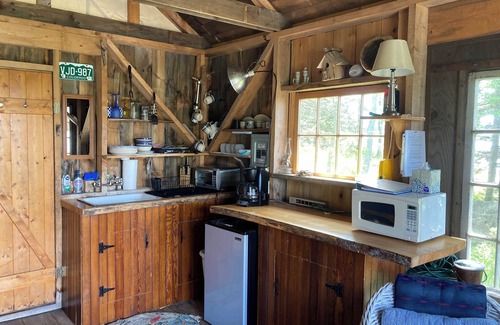 Bernard Kabine | Waterfront Kabine mit eigenem Steg und Kopfsteinpflaster Strand