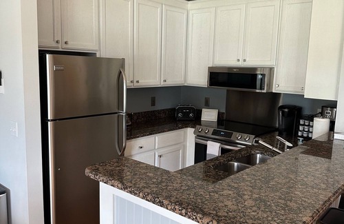 Unionville Haus | Cottage am Wasser, privater Whirlpool, Feuerstelle - perfekter romantischer Kurzurlaub