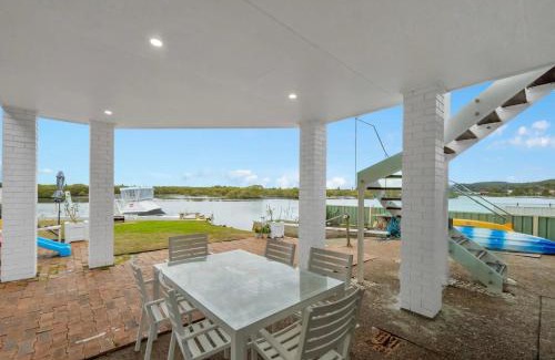 Swansea Haus | Waterfront Escape Swansea
