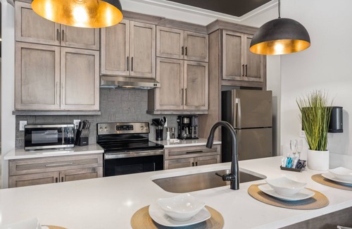 Helena Eigentumswohnung | Waterfront Executive Suite - 3 Bedroom w/Loft