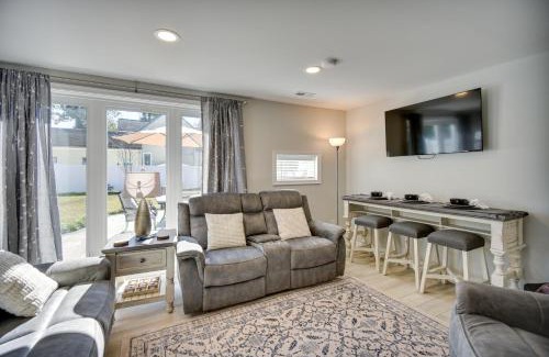 Bellamy Haus | Waterfront Gloucester Cottage with Private Boat Dock