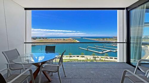 Shell Cove Wohnung | Waterfront Haven - Memorable Views