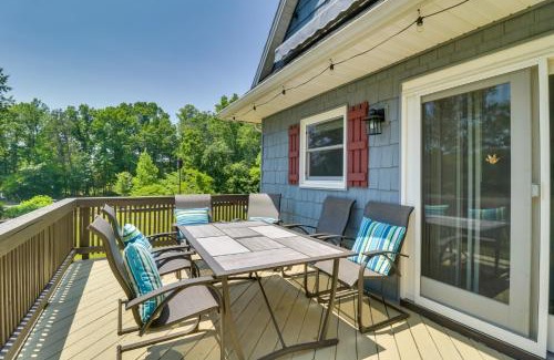Louisa Haus | Waterfront Home on Lake Anna Autumn Escape!