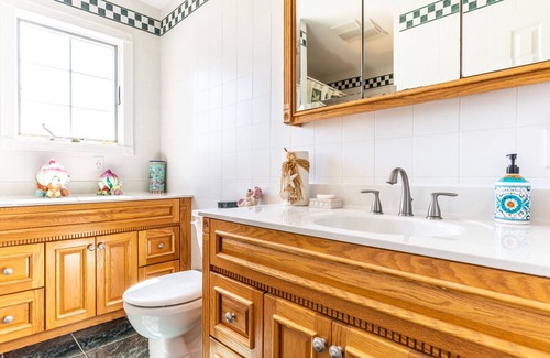 East Patchogue Haus | Waterfront Home in Bellport Beach Property Owners Association