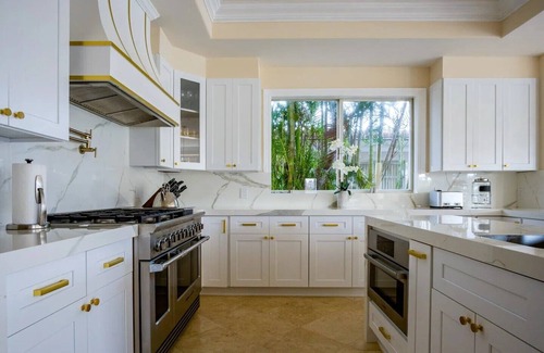 Hillsboro Beach Haus | Waterfront Modern Luxury Oasis 5 Bedrooms 5 Baths