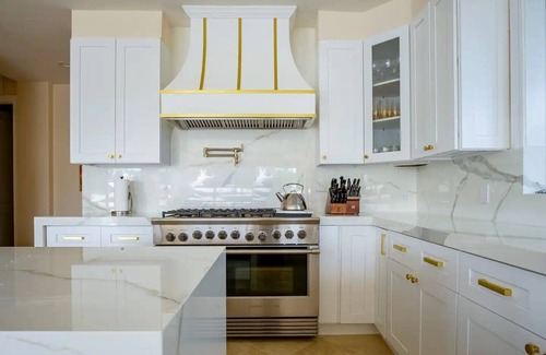 Hillsboro Beach Haus | Waterfront Modern Luxury Oasis 5 Bedrooms 5 Baths