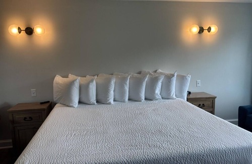 Greenville Junction Hotel | Waterfront Motel-Direct ATV Access