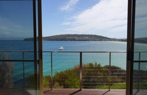 Primrose Sands Haus | Waterfront Primrose Retreat