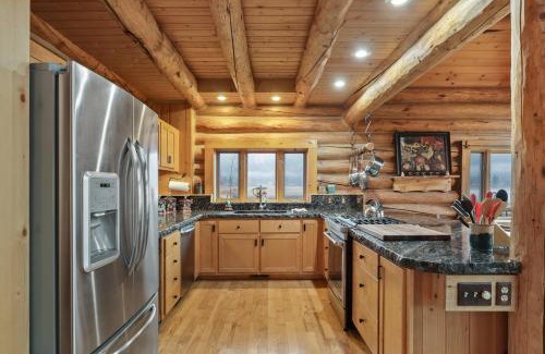 Sagle Haus | Waterfront Ranch on Pend Oreille
