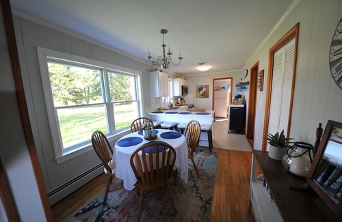 Rock Hall Haus | WATERFRONT right on a BEACH