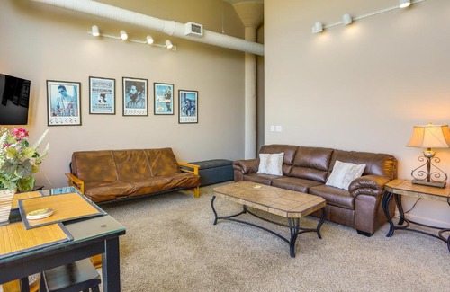 Sandusky Wohnung | Waterfront Sandusky Vacation Rental Downtown!