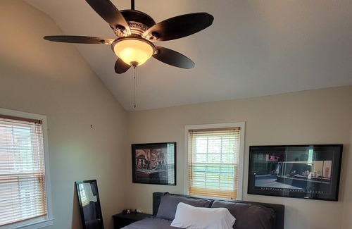 Madisonville Haus | Waterfront Townhome