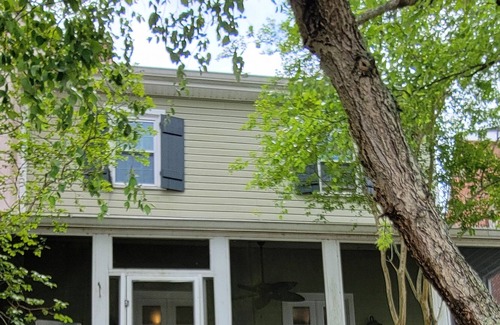 Madisonville Haus | Waterfront Townhome