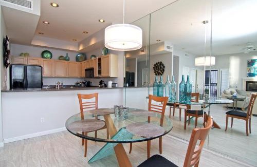 McCormick Ranch Haus | Waterfront Views, Office, Main Floor, Walkable