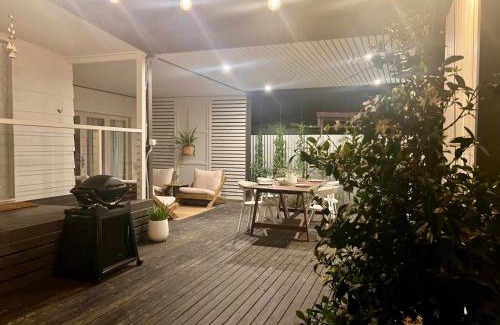 Warrenben Haus | Waters Edge