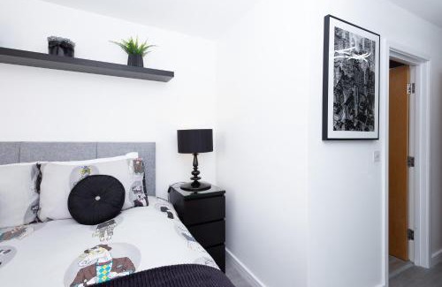 Clayton Wohnung | Waters Edge