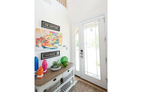 Cambridge Haus | Waterside 4-Bedroom Chesapeake Styled Townhome