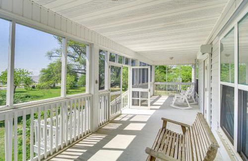 Waveland Haus | Waveland Vacation Rental - Walk to the Beach!