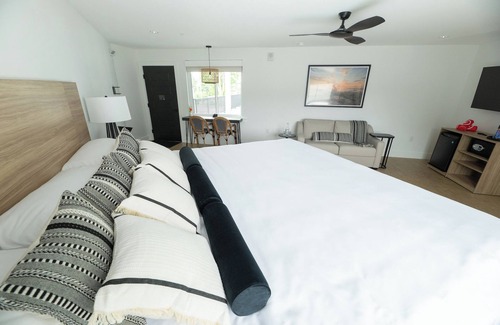 Rehoboth Beach Hotel | Wayfinder Suite | The Waypoint | Spacious Layout for Longer Rehoboth Stays