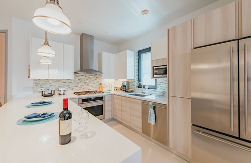 Boroncana Wohnung | Waykiri Unit C-02 Luxurious New Apartment, Noord
