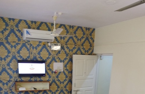 Panaji Haus | We are providing A.C studio apartment of 2 rooms with led television
